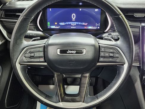 Used 2021 Jeep Grand Cherokee L Limited image 11