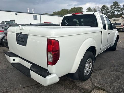 Used 2018 Nissan Frontier S w/ Work Truck Package image 7