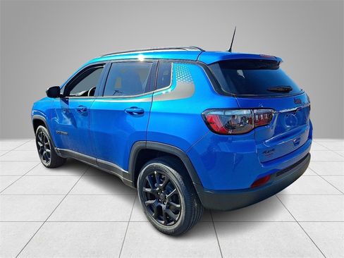 New 2026 Jeep Compass Latitude image 4