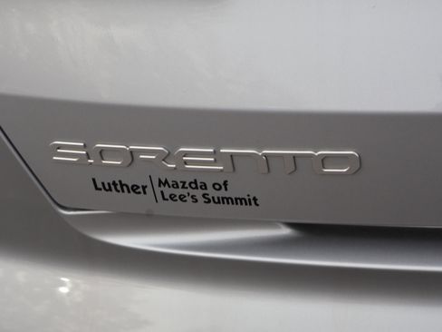 Used 2023 Kia Sorento EX image 20