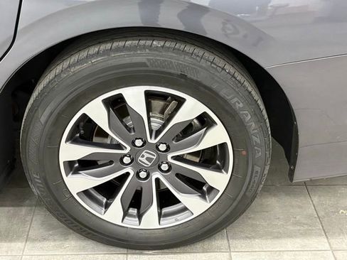 Used 2024 Honda Odyssey EX-L image 7