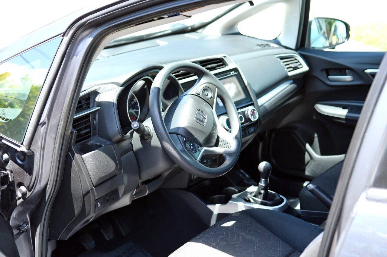 Used 2015 Honda Fit EX image 16