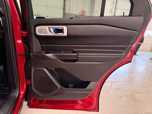 Used 2020 Ford Explorer ST w/ ST Street Pack image 35