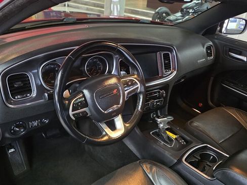 Used 2015 Dodge Charger SXT w/ Plus Group image 11