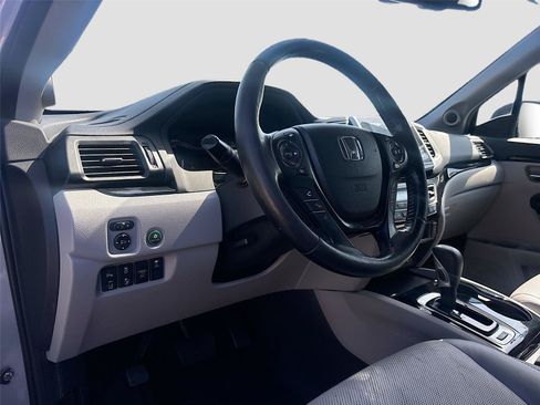 Used 2019 Honda Ridgeline RTL-E image 10