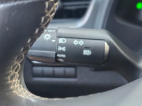 Used 2022 Lexus UX 250h 250h Base image 38