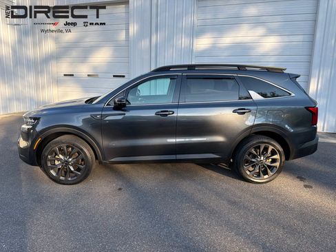 Used 2021 Kia Sorento SX Prestige AWD/4WD image 2