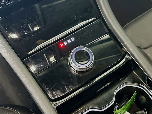 Used 2023 Jeep Grand Cherokee Limited RWD image 25