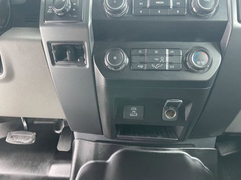Used 2022 Ford F350 XLT w/ XLT Value Package image 14