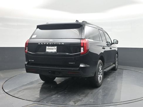 New 2026 Ford Expedition Active RWD image 24