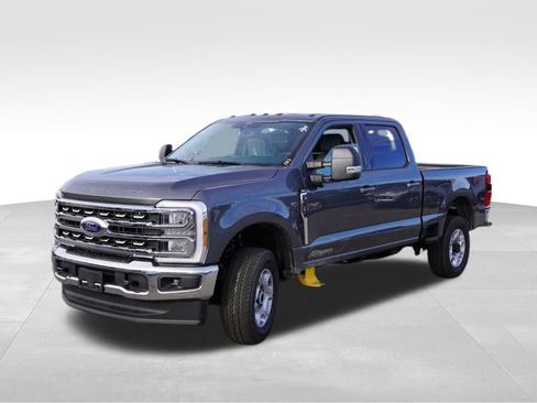New 2026 Ford F350 XLT w/ XLT Premium Package image 7