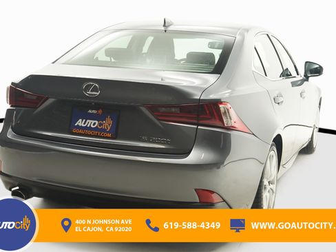 Used 2016 Lexus IS 200t image 10