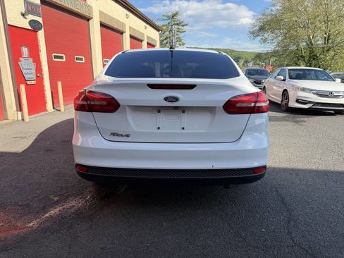 Used 2018 Ford Focus S FWD image 5