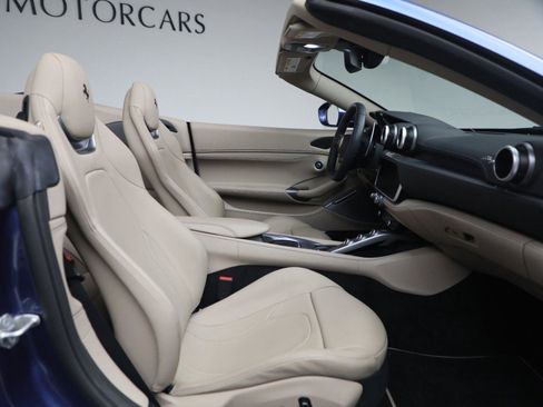 Certified 2020 Ferrari Portofino image 24
