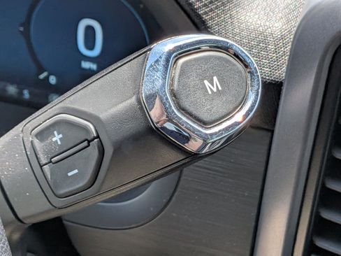 Used 2024 Ford F150 XLT AWD/4WD image 20