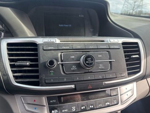 Used 2015 Honda Accord LX image 21