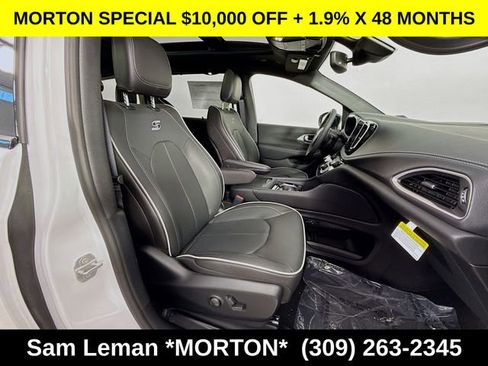 New 2026 Chrysler Pacifica Limited w/ S Appearance Package AWD/4WD image 30