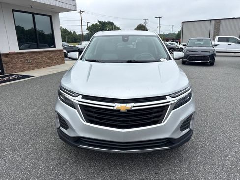 Used 2022 Chevrolet Equinox LT FWD image 11