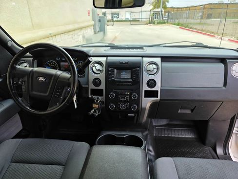 Used 2014 Ford F150 XLT w/ XLT Convenience Package image 13
