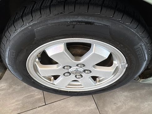 Used 2009 Toyota Prius FWD image 16