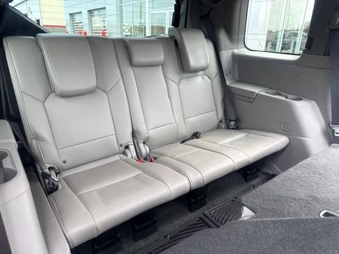 Used 2014 Honda Pilot Touring image 32
