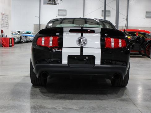 Used 2010 Ford Mustang Shelby GT500 image 23