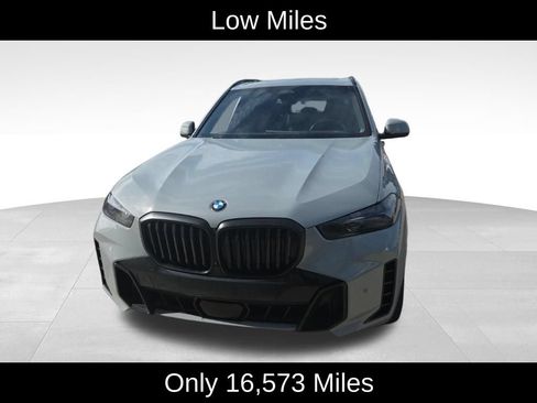 Used 2026 BMW X5 xDrive40i w/ M Sport Package AWD/4WD image 2