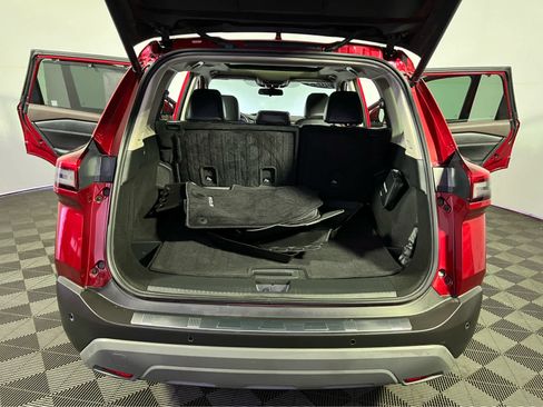 Certified 2023 Nissan Rogue SV w/ SV Premium B Package AWD/4WD image 27