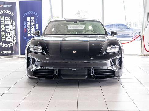 Used 2020 Porsche Taycan Turbo image 3