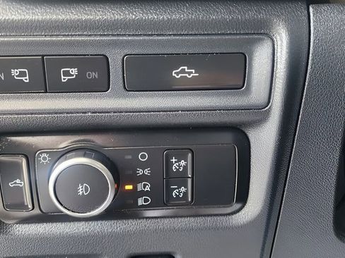 Used 2021 Ford F150 Lariat AWD/4WD image 24