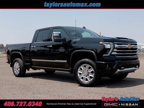 Used 2024 Chevrolet Silverado 3500 High Country w/ High Country Premium Package AWD/4WD image 2