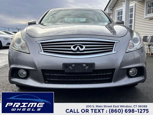 Used 2011 INFINITI G37 x Sedan w/ Premium Pkg image 2