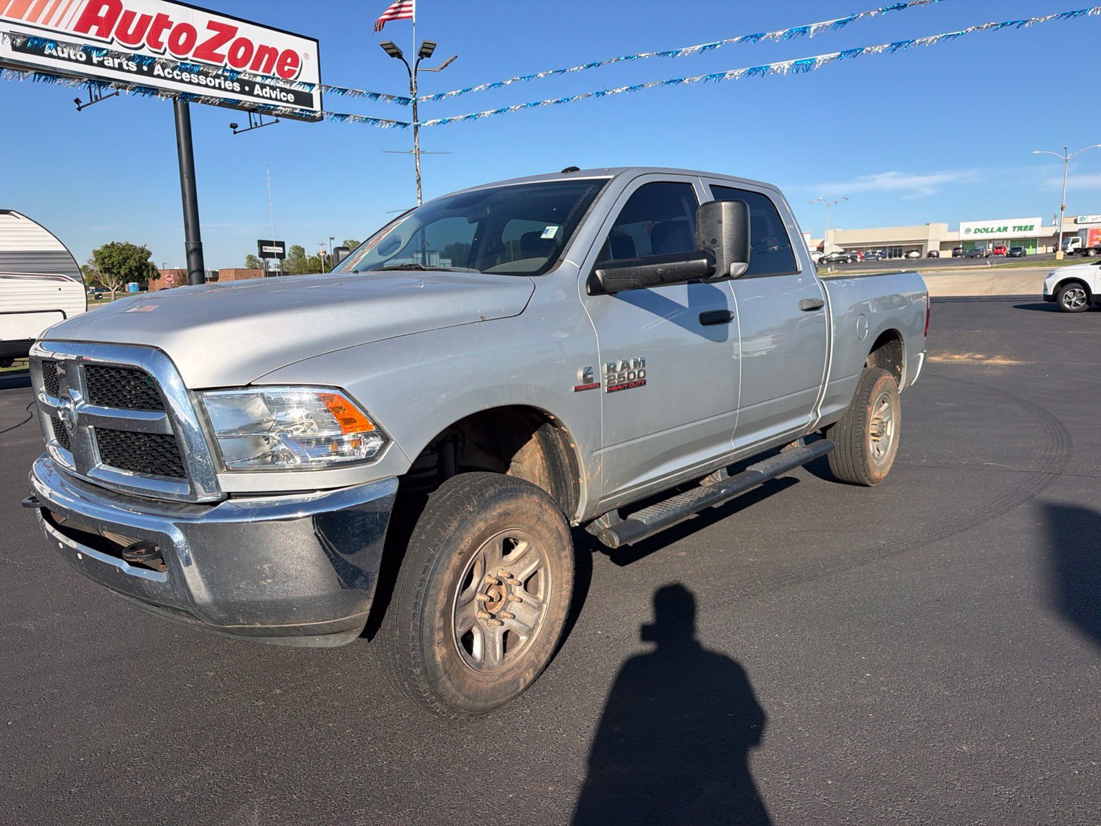 Used 2018 RAM 2500 Tradesman w/ Chrome Appearance Group AWD/4WD image 2