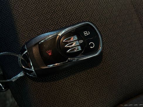 Used 2025 Buick Encore GX Preferred image 26