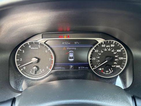 Used 2023 Nissan Altima 2.5 SR FWD image 19