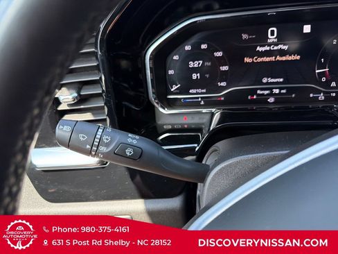 Used 2025 GMC Sierra 1500 SLT AWD/4WD image 24