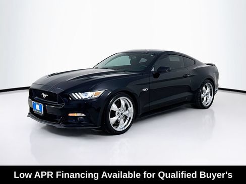Used 2016 Ford Mustang GT RWD image 3
