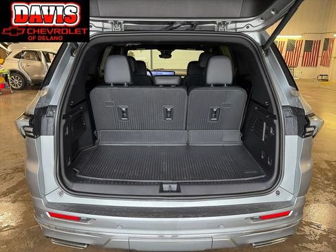 Used 2026 Buick Enclave Avenir w/ Super Cruise Package AWD/4WD image 19