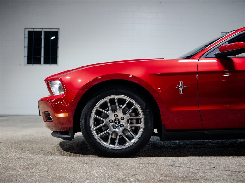 Used 2012 Ford Mustang Premium RWD image 10