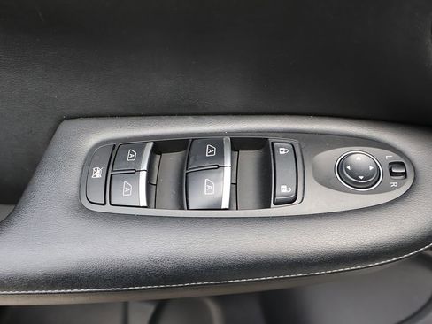 Used 2019 INFINITI QX50 Essential w/ Premium Audio Package image 39