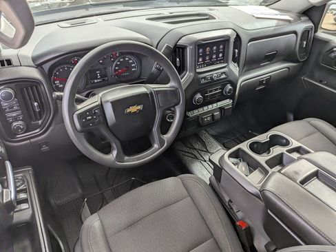 Used 2022 Chevrolet Silverado 1500 Custom image 24