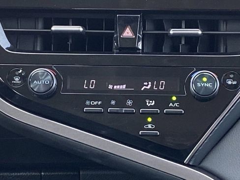 Certified 2023 Toyota Camry SE FWD image 23