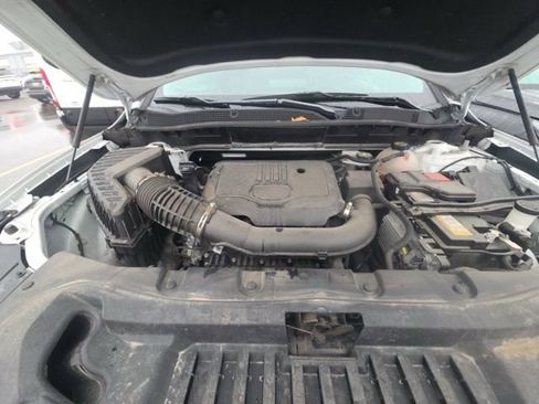 Used 2024 Chevrolet Blazer LT image 18