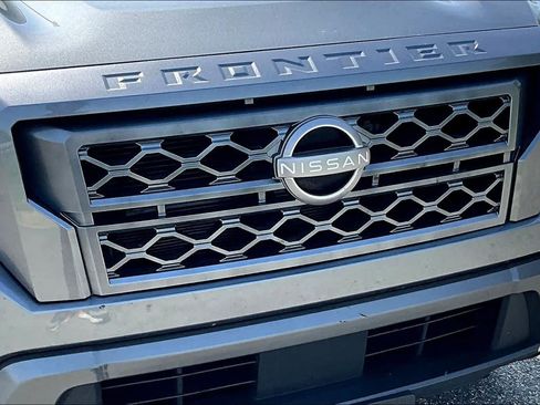 Used 2023 Nissan Frontier SV w/ Technology Package AWD/4WD image 49