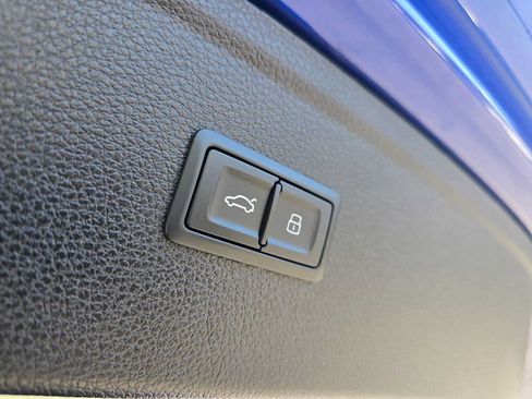 Used 2022 Audi SQ5 Premium Plus w/ Premium Plus Package AWD/4WD image 15