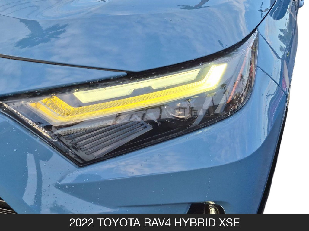 Used 2022 Toyota RAV4 XSE AWD/4WD image 10