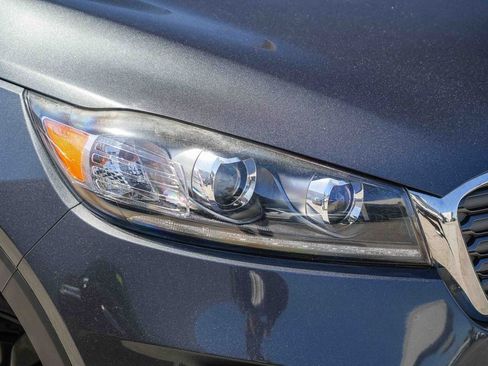 Used 2020 Kia Sorento EX FWD image 2