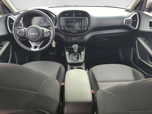 Used 2024 Kia Soul LX w/ Option Group 015 image 15