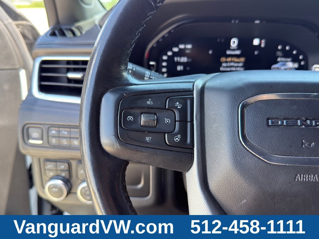 Used 2022 GMC Yukon XL Denali AWD/4WD image 26