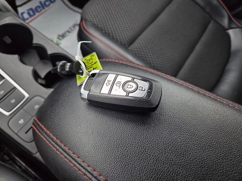 Used 2025 Ford Escape ST-Line FWD image 26